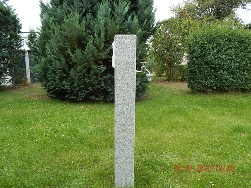 Wasserzapfsäule aus granit - wasserzapfsäule,